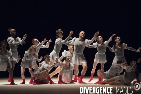One Of Four Periods In Time de Tânia Carvalho - Ballet national de Marseille