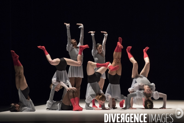 One Of Four Periods In Time de Tânia Carvalho - Ballet national de Marseille