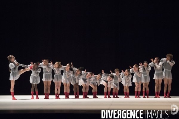 One Of Four Periods In Time de Tânia Carvalho - Ballet national de Marseille