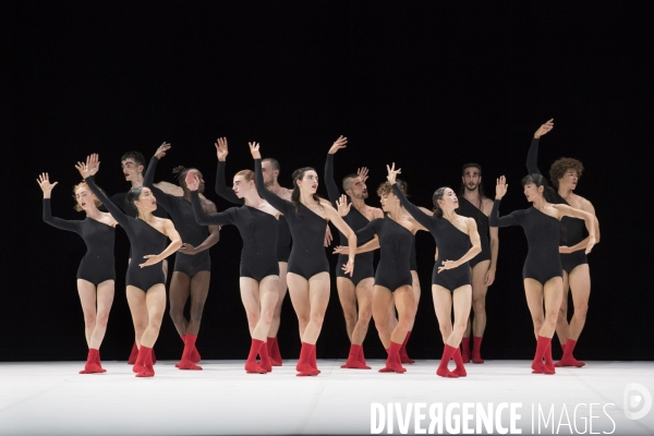 One Of Four Periods In Time de Tânia Carvalho - Ballet national de Marseille