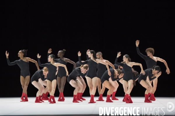 One Of Four Periods In Time de Tânia Carvalho - Ballet national de Marseille