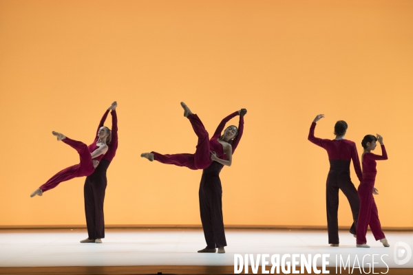 Tempo Vicino de Lucinda Childs - Ballet national de Marseille