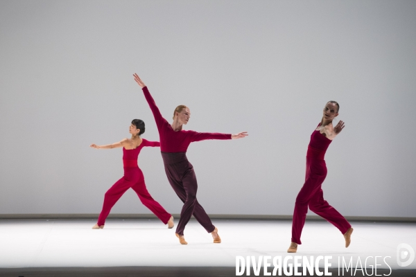 Tempo Vicino de Lucinda Childs - Ballet national de Marseille