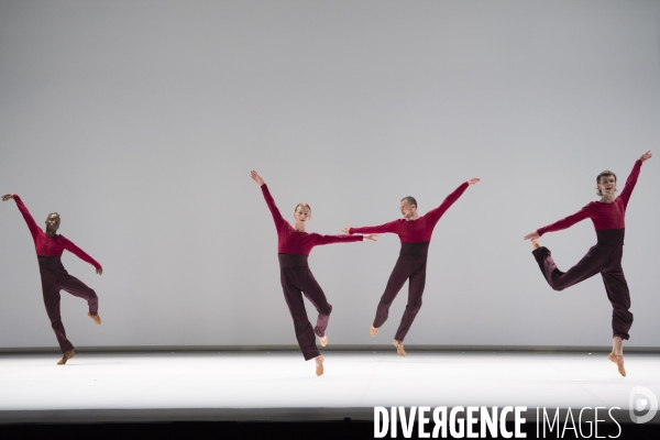 Tempo Vicino de Lucinda Childs - Ballet national de Marseille