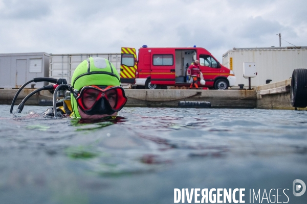 Formation sapeur-pompiers plongeurs  à l INPP de Marseille