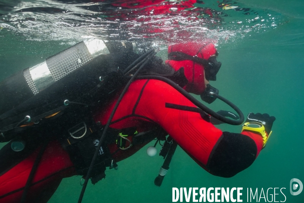 Formation sapeur-pompiers plongeurs  à l INPP de Marseille