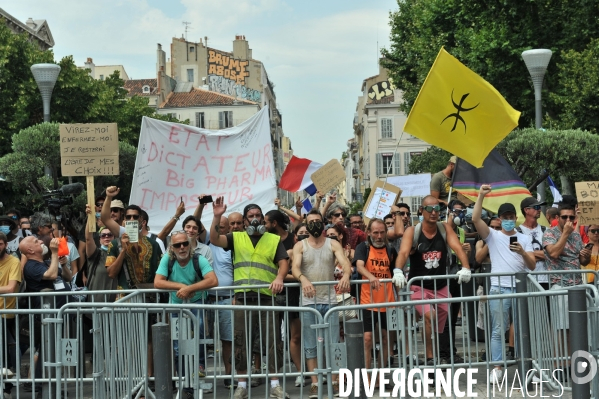 Manifestations contre le pass sanitaire