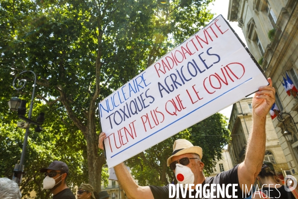 Avignon 31 juillet 2021 manifestation contre le  Pass de la honte 