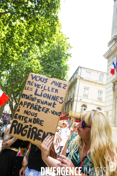 Avignon 31 juillet 2021 manifestation contre le  Pass de la honte 