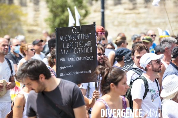 Avignon 31 juillet 2021 manifestation contre le  Pass de la honte 