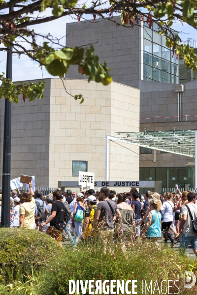 Avignon 31 juillet 2021 manifestation contre le  Pass de la honte 