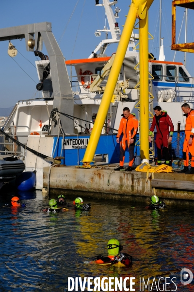 Formation plongeur pour les pompiers à l INPP de Marseille