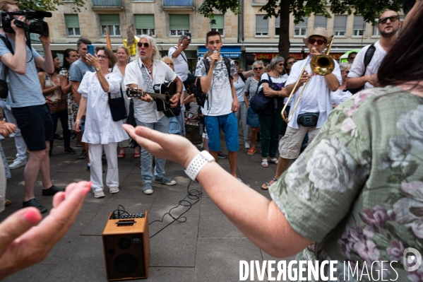 Genève - Manifestation contre le Passe Sanitaire