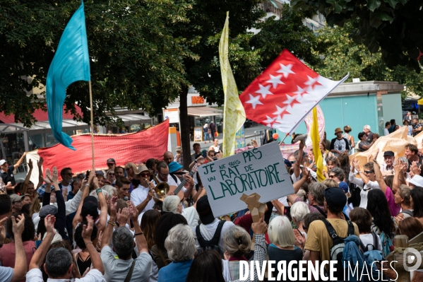 Genève - Manifestation contre le Passe Sanitaire