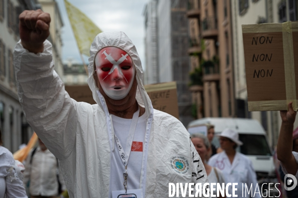 Genève - Manifestation contre le Passe Sanitaire