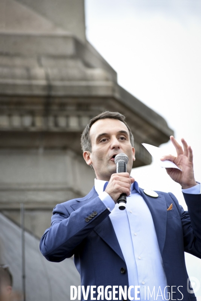 Florian Philippot organise une manifestation contre le projet de passe sanitaire et la vaccination obligatoire, le 31 juillet à Paris. Demonstration against sanitary pass.