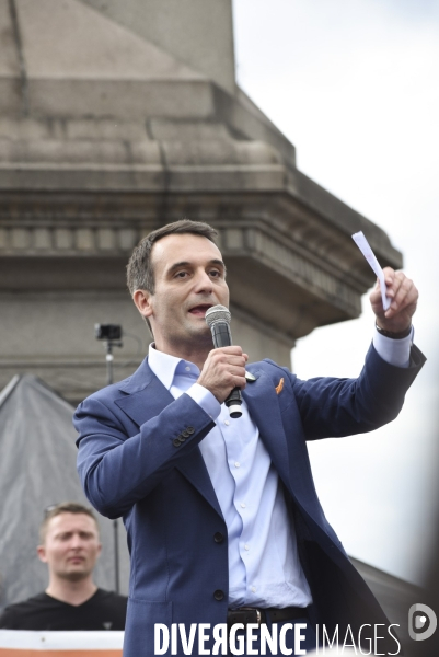 Florian Philippot organise une manifestation contre le projet de passe sanitaire et la vaccination obligatoire, le 31 juillet à Paris. Demonstration against sanitary pass.