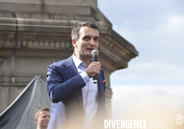 Florian Philippot organise une manifestation contre le projet de passe sanitaire et la vaccination obligatoire, le 31 juillet à Paris. Demonstration against sanitary pass.