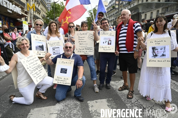 Florian Philippot organise une manifestation contre le projet de passe sanitaire et la vaccination obligatoire, le 31 juillet à Paris. Demonstration against sanitary pass.