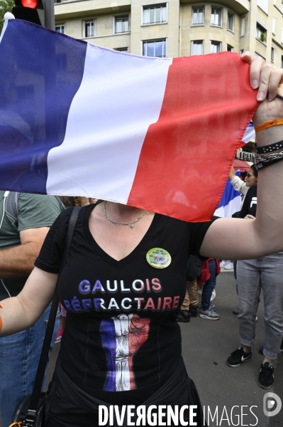 Florian Philippot organise une manifestation contre le projet de passe sanitaire et la vaccination obligatoire, le 31 juillet à Paris. Demonstration against sanitary pass.