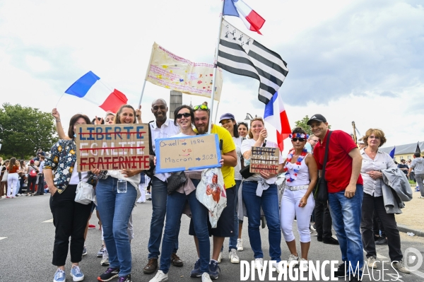 Florian Philippot organise une manifestation contre le projet de passe sanitaire et la vaccination obligatoire, le 31 juillet à Paris. Demonstration against sanitary pass.