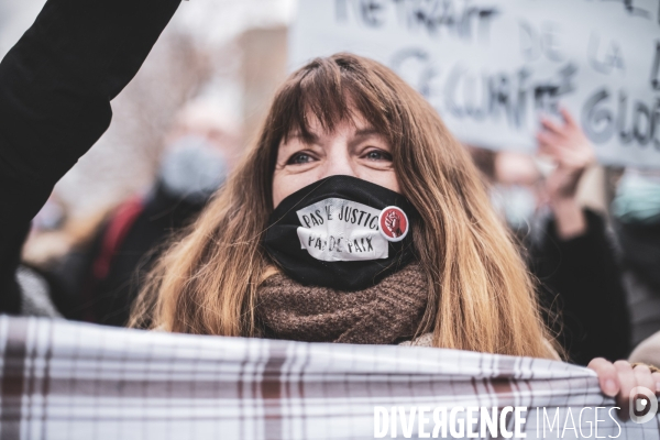 Aux masques citoyens ! To citizen masks !