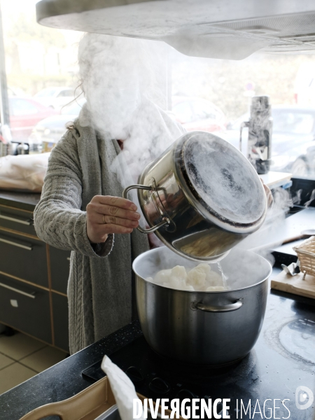 Travailleurs sociaux, les oubliés du Ségur de la Santé.