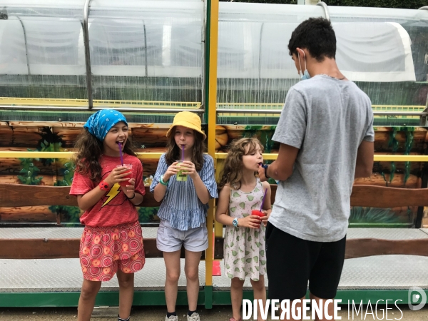 Une fête foraine au temps du pass sanitaire