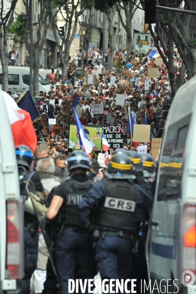 Manifestation contre le vaccin et le pass sanitaire