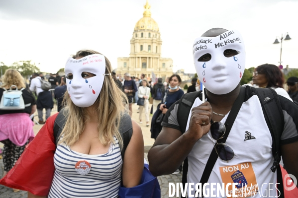 Florian Philippot organise une manifestation contre le projet de passe sanitaire et la vaccination obligatoire, le 31 juillet à Paris. Demonstration against sanitary pass.