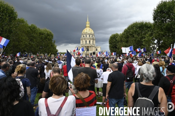 Florian Philippot organise une manifestation contre le projet de passe sanitaire et la vaccination obligatoire, le 31 juillet à Paris. Demonstration against sanitary pass.