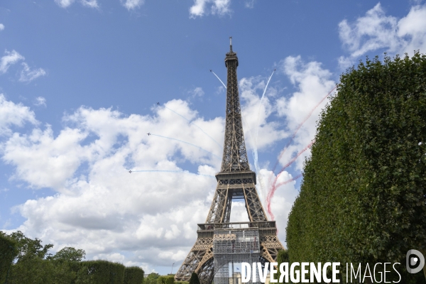 Patrouille de france et tour Eiffel