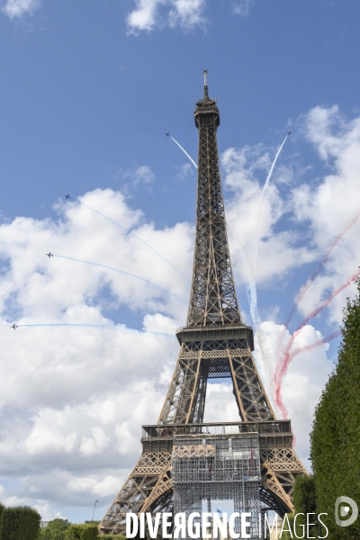 Patrouille de france et tour Eiffel