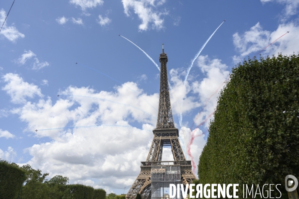 Patrouille de france et tour Eiffel