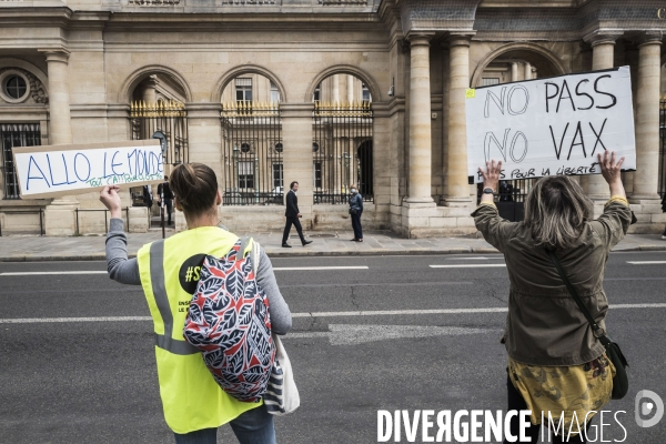 Manifestation contre le pass sanitaire.