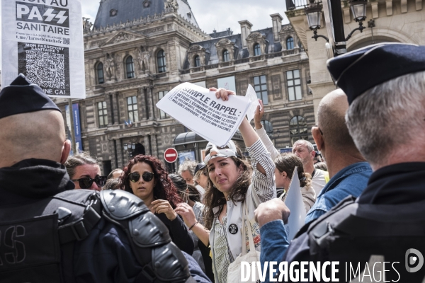 Manifestation contre le pass sanitaire.