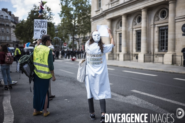 Manifestation contre le pass sanitaire.