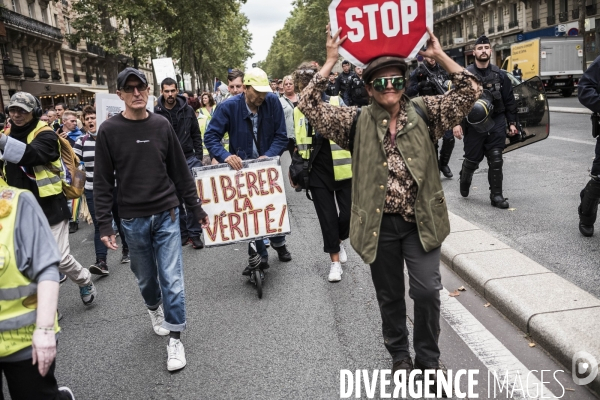 Manifestation contre le pass sanitaire.