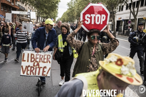 Manifestation contre le pass sanitaire.