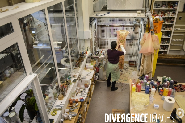 L atelier decoration-costumes de l Opera National de Paris.