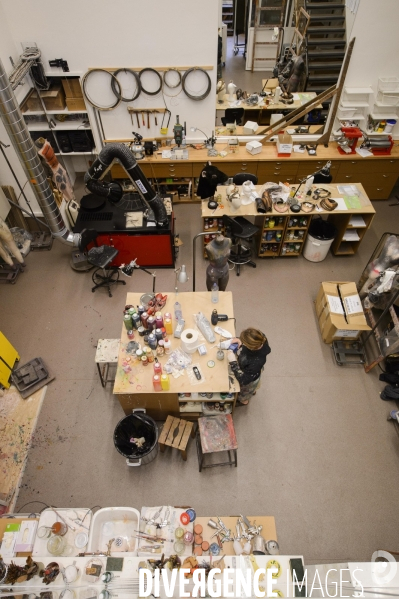 L atelier decoration-costumes de l Opera National de Paris.