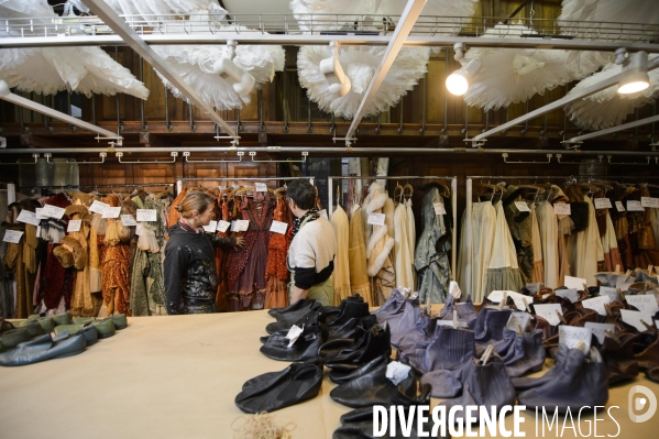 L atelier decoration-costumes de l Opera National de Paris.