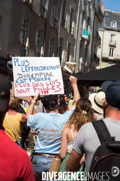 Manifestation contre le pass sanitaire à Nantes