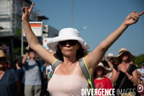 Ferney-Voltaire - Manifestation contre le Passe Sanitaire