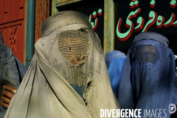 Women in Burqa Afghanistan. Les femmes en burqa en Afghanistan.