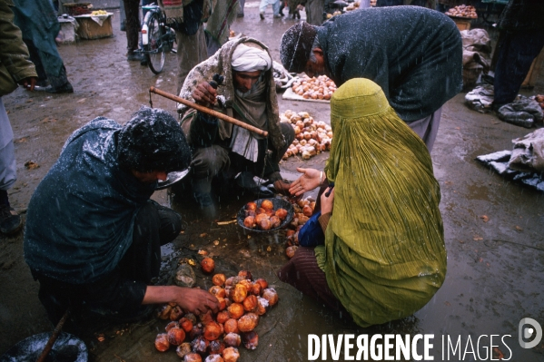 Women in Burqa Afghanistan. Les femmes en burqa en Afghanistan.