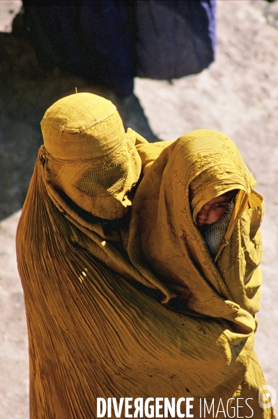 Women in Burqa Afghanistan. Les femmes en burqa en Afghanistan.