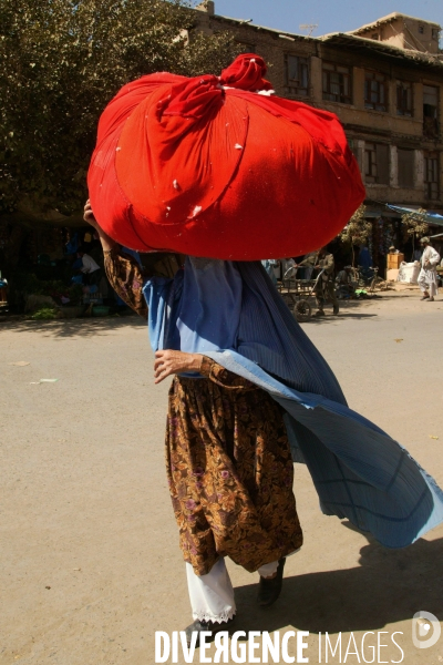 Women in Burqa Afghanistan. Les femmes en burqa en Afghanistan.