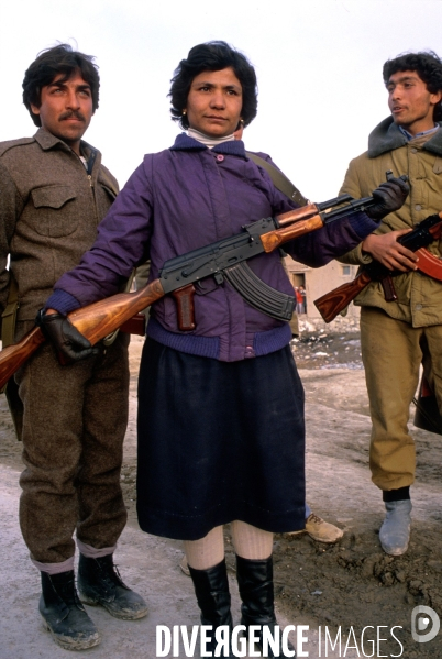 Afghanistan modern Women. Femmes modernes d Afghanistan.