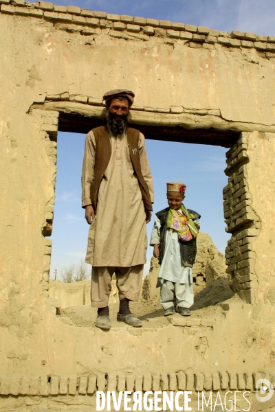 The Scars of the Afghanistan War. Les cicatrices de la guerre d Afghanistan.